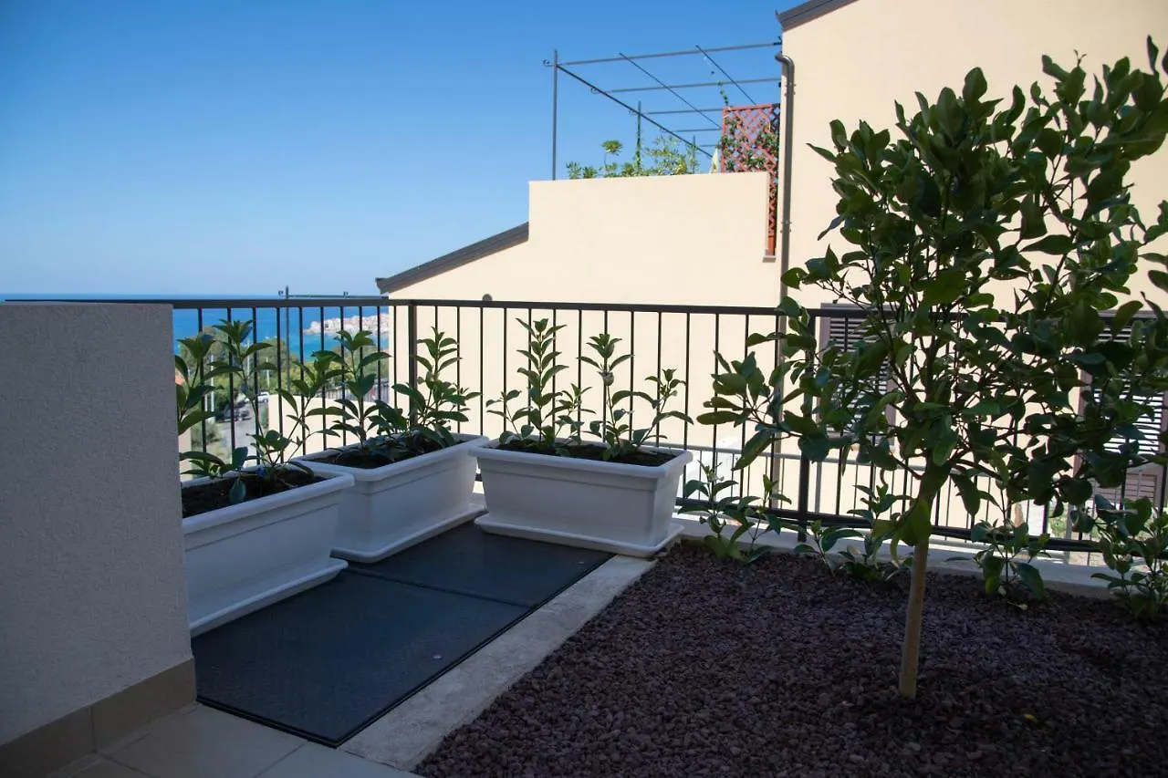 Bianco Di Mare Apartment Cefalu